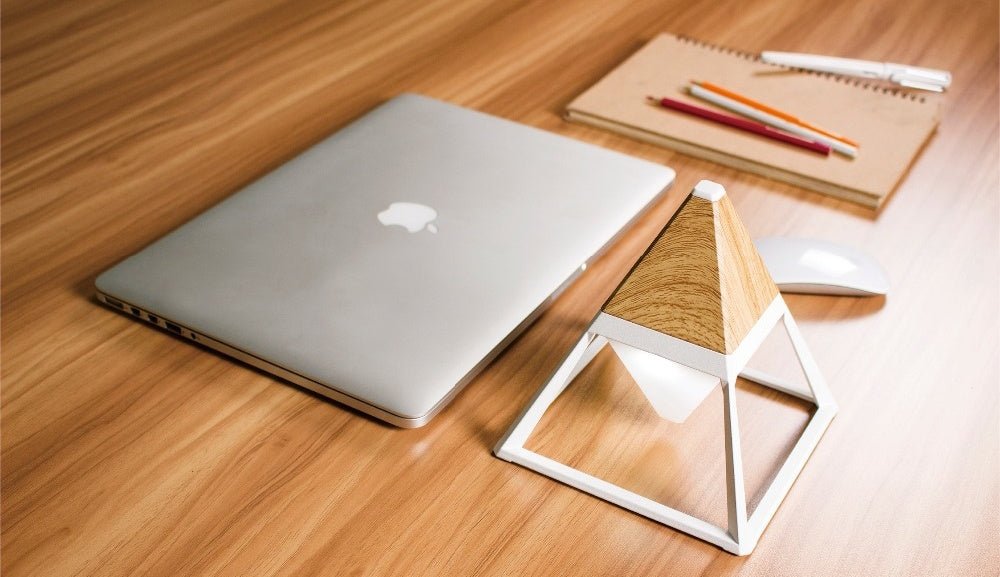 Hot Sale Pyramid Practical Touch Switch Lamps - Zambeel