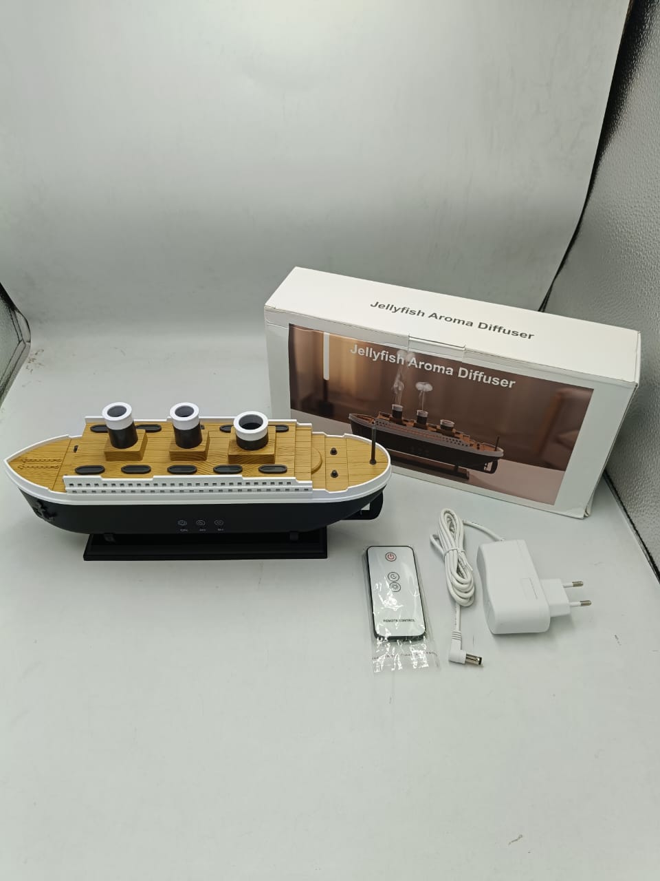 Jellyfish - Ship - Shaped Aroma Diffuser - Zambeel