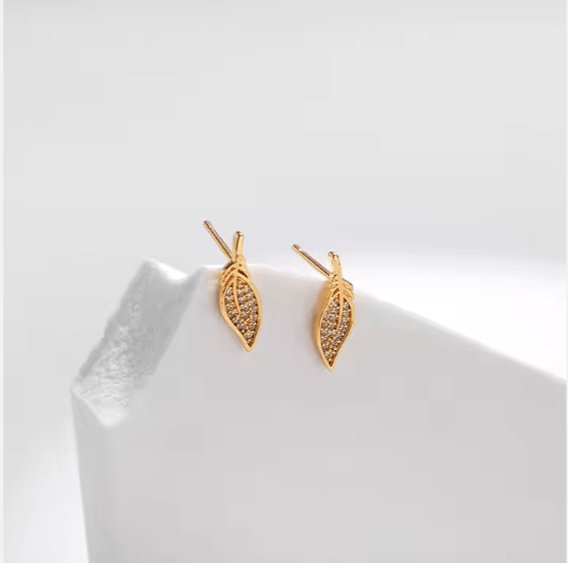 Leaf Shape Inlaid Earrings - Zambeel