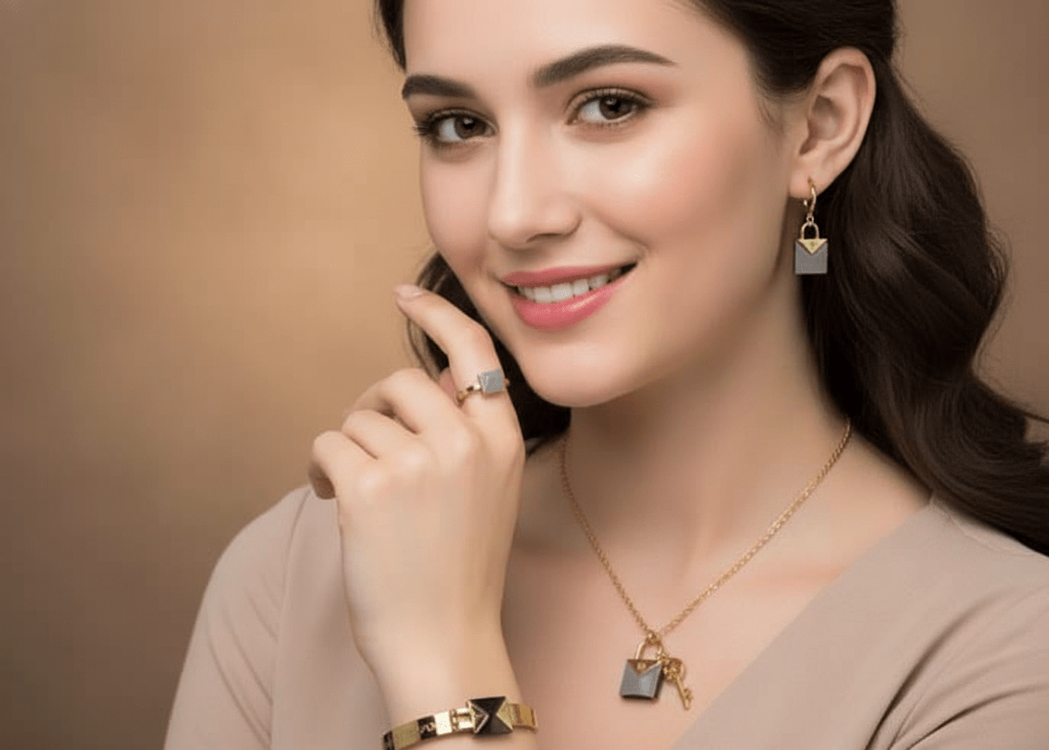 Lock & Key Black Enamel Jewelry Set - Zambeel