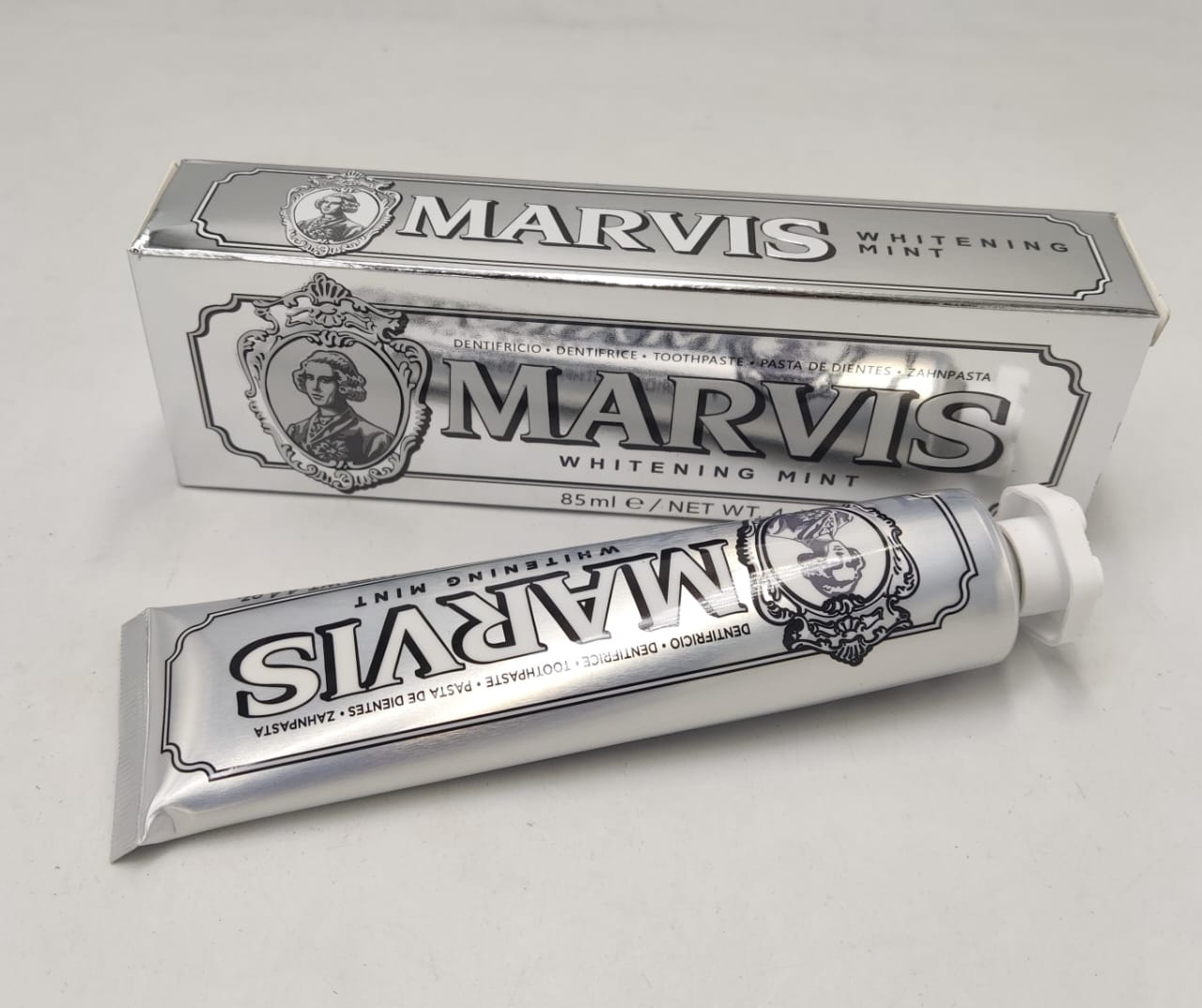 Marvis  - Smokers Whitening Mint Toothpaste (Original) - Zambeel