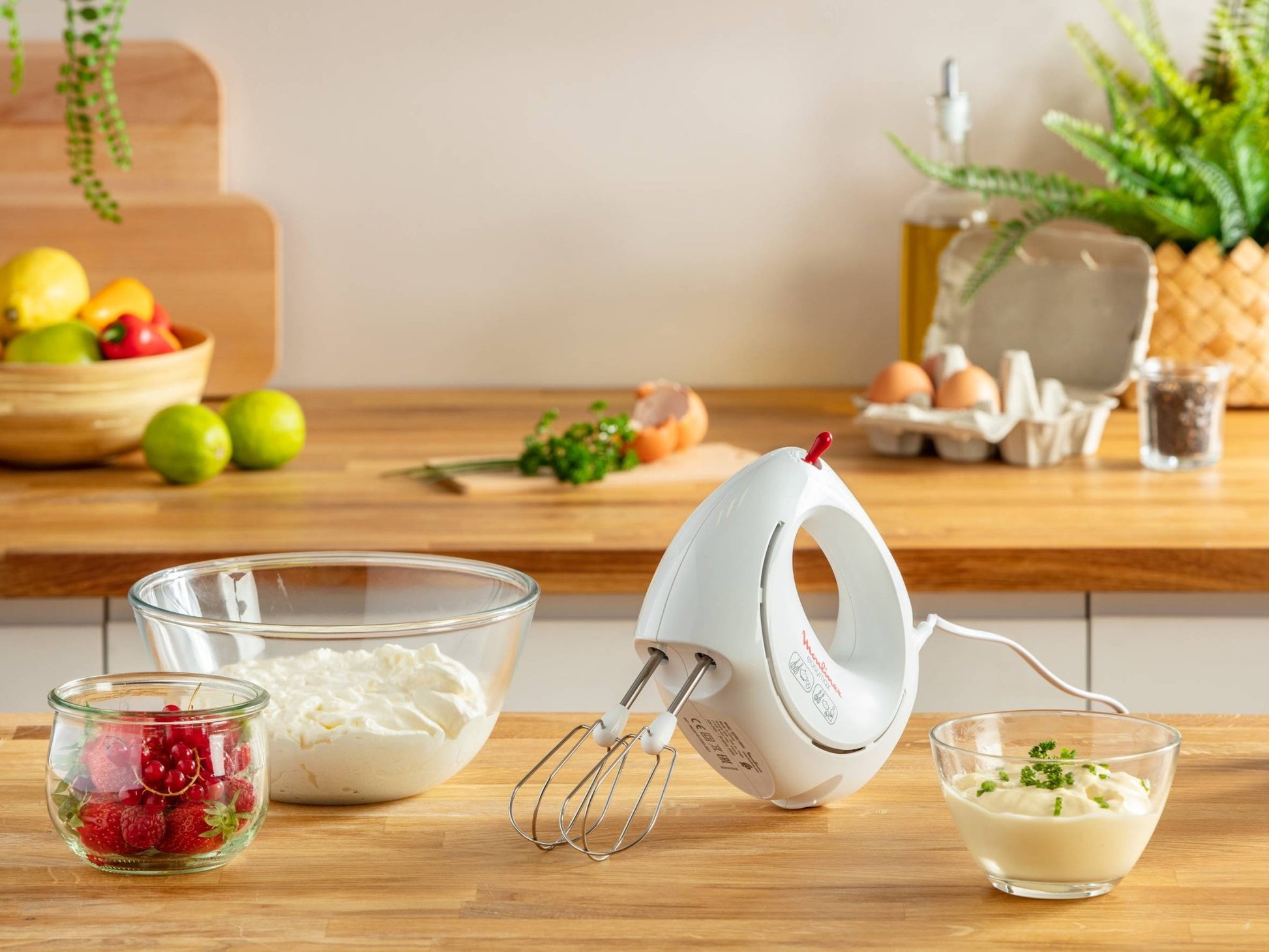 Moulinex - Easy Hand Mixer (HM2501B1)© - Zambeel