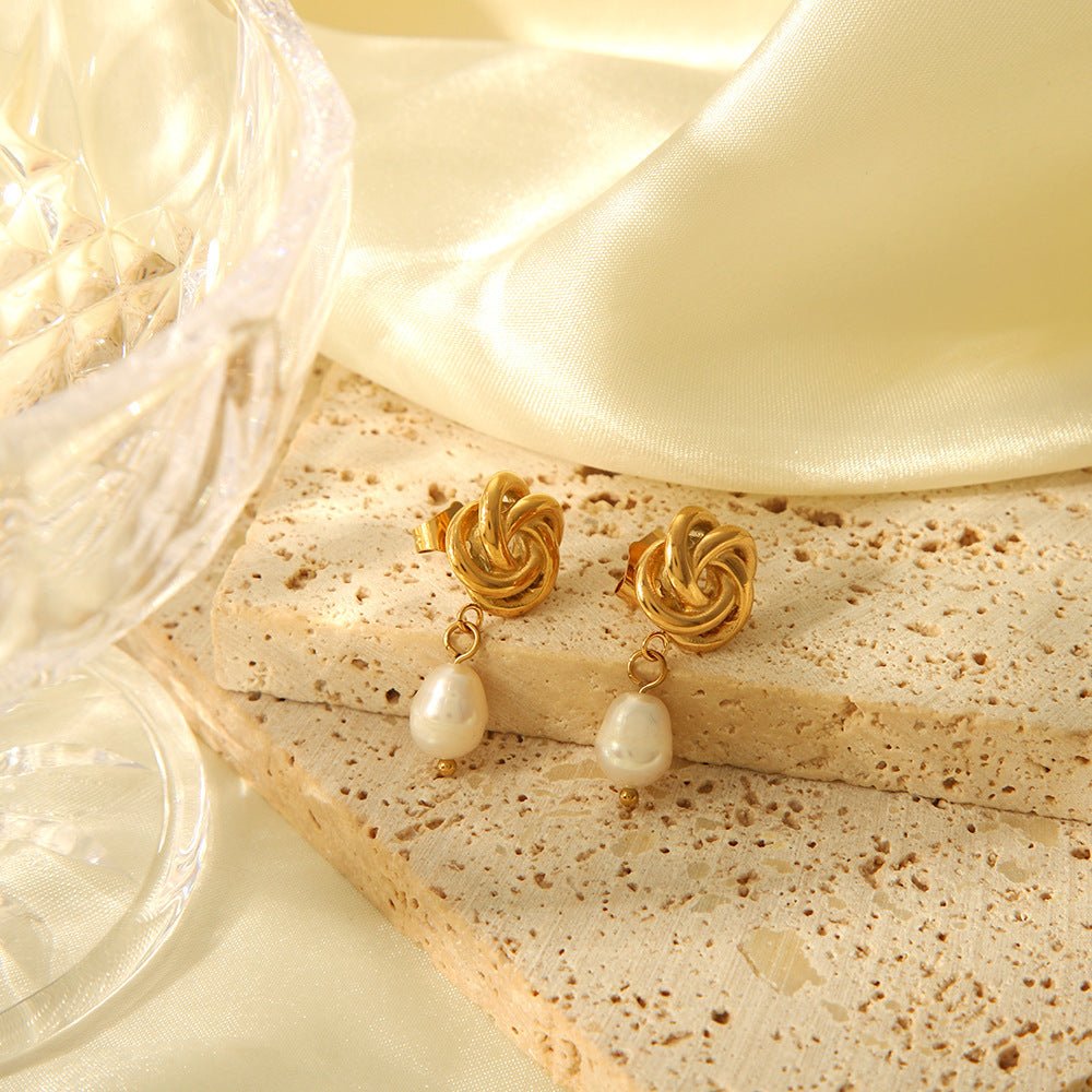 New Baroque Pearl Spiral Niche Earrings - Zambeel