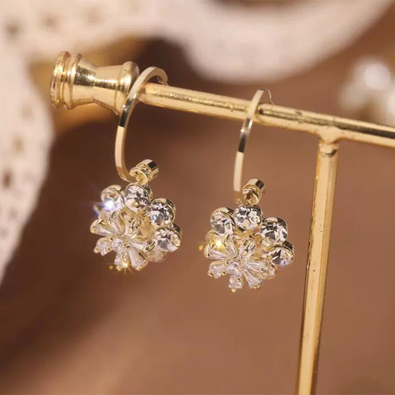 New Flower Short Earrings Sweet Fashion - Zambeel