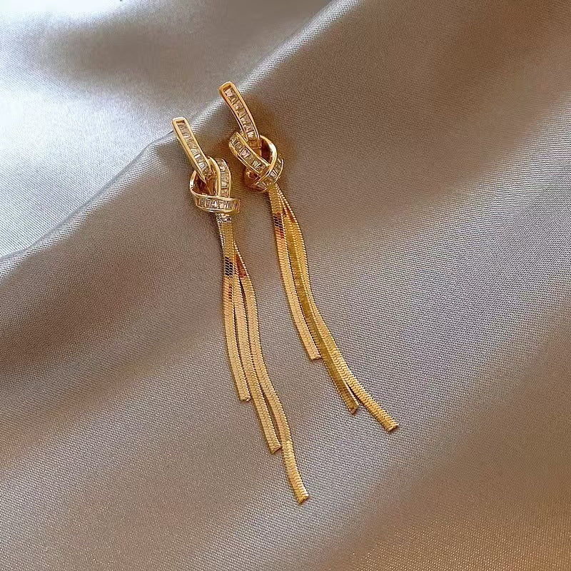 Niche Long Fringe Earrings Female Knot - Zambeel