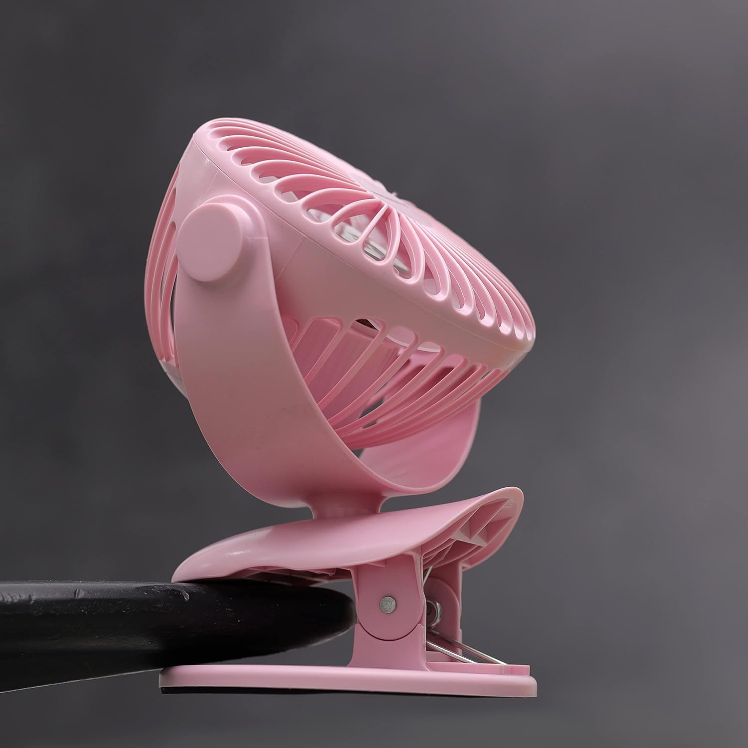 Olsenmark - Rechargeable Fan - Zambeel