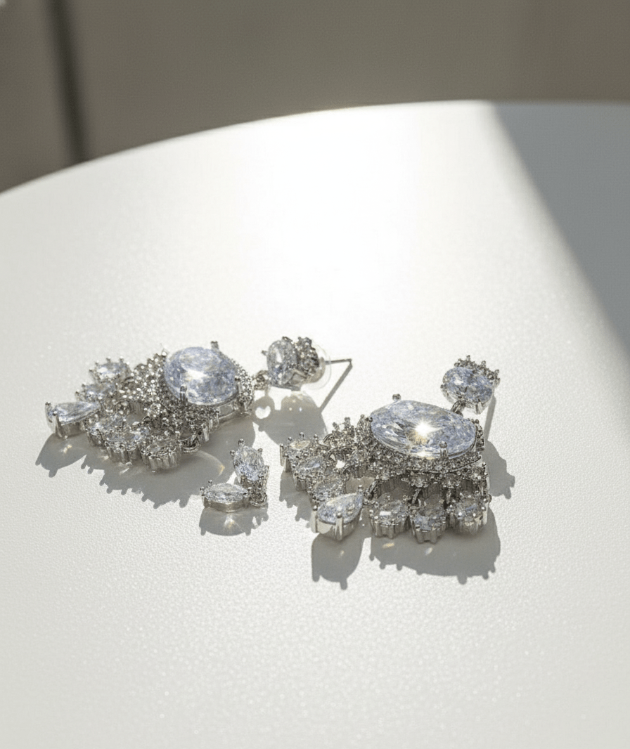 Radiant Halo Round Studs - Zambeel