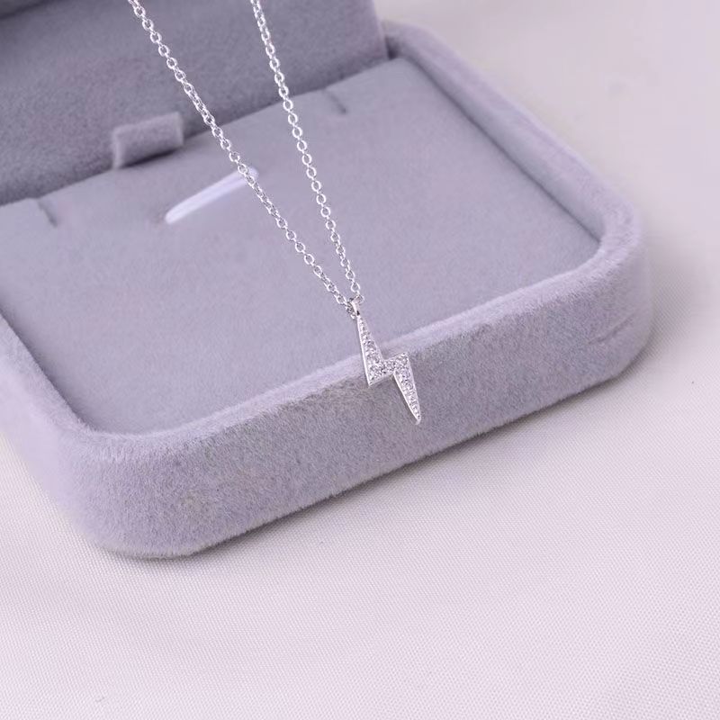 Rhinestone Pendant Japanese And Korean Women's Niche Necklace - Zambeel