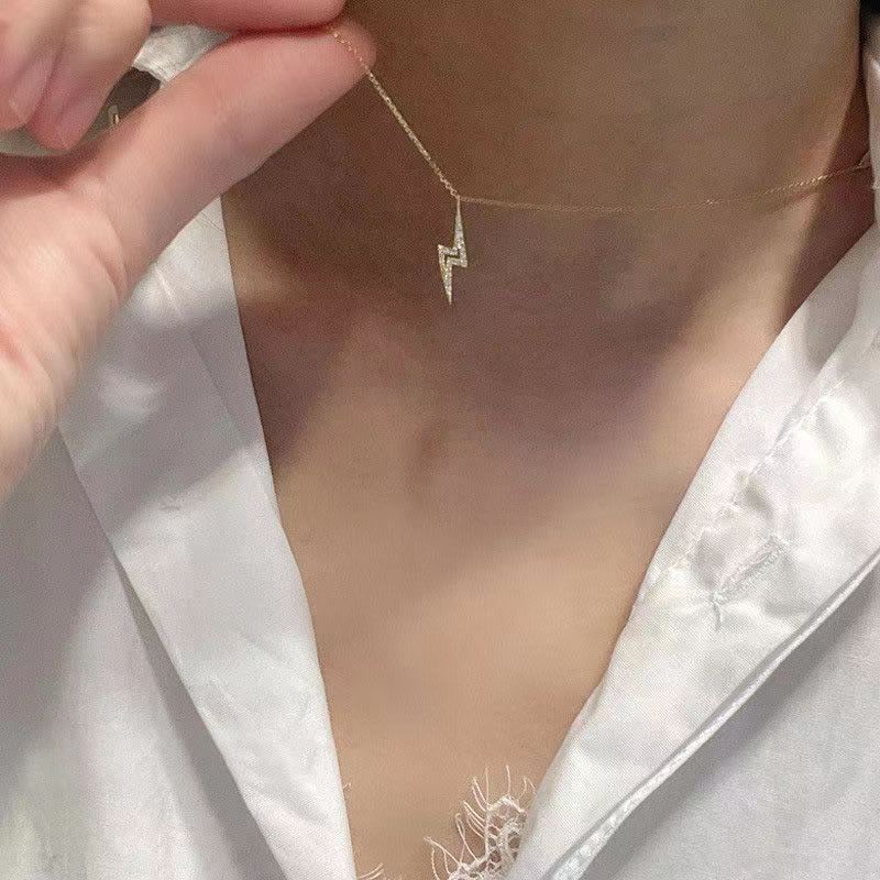 Rhinestone Pendant Japanese And Korean Women's Niche Necklace - Zambeel