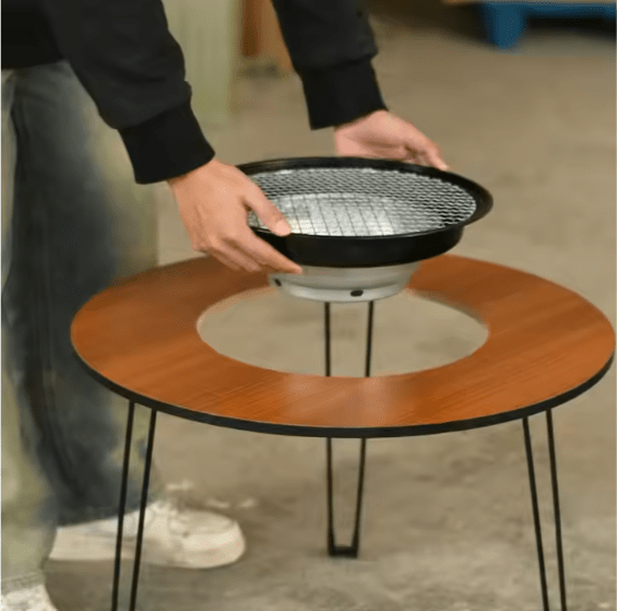 Round BBQ Grill Table © - Zambeel