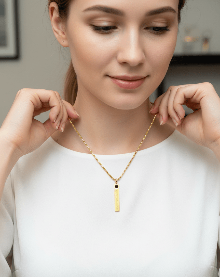 Royal Engraved Arabic Bar Pendant - Zambeel