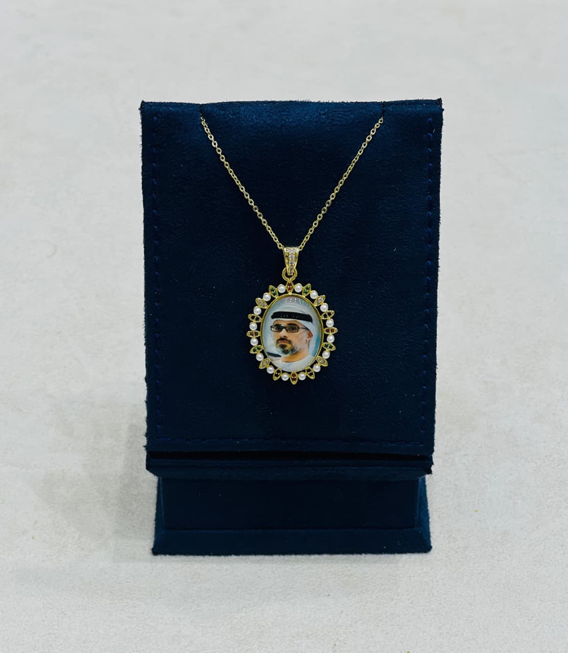 Royal Pearl Custom Photo Necklace - Zambeel