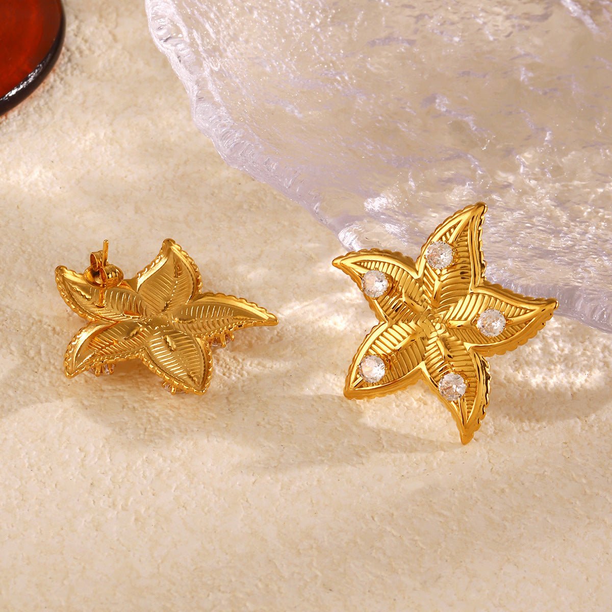 Rusty Steel Exaggerated Design Starfish Earrings Women's Seaside - Zambeel