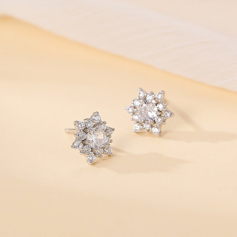 S925 Silver French Snowflake Zircon Stud Earrings - Zambeel