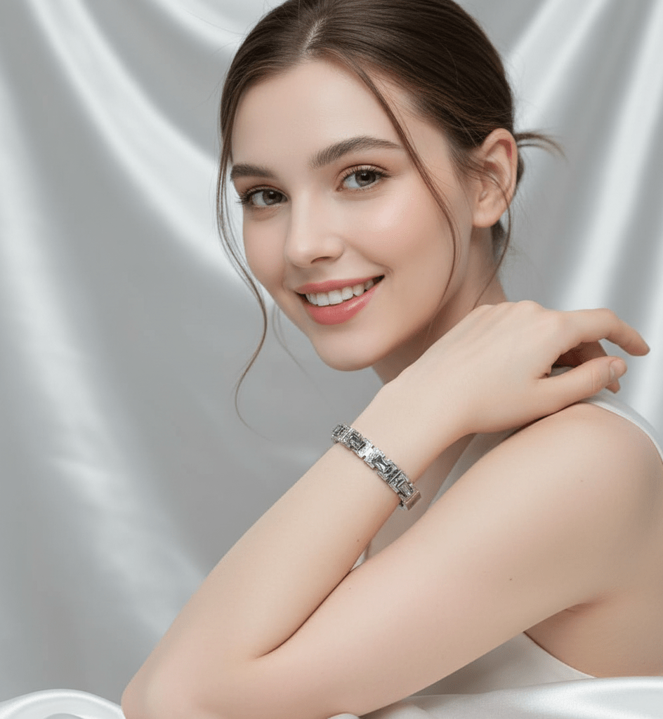 Silver Luxe Gemstone Bangle - Zambeel