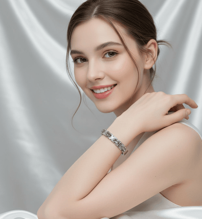 Silver Luxe Gemstone Bangle - Zambeel