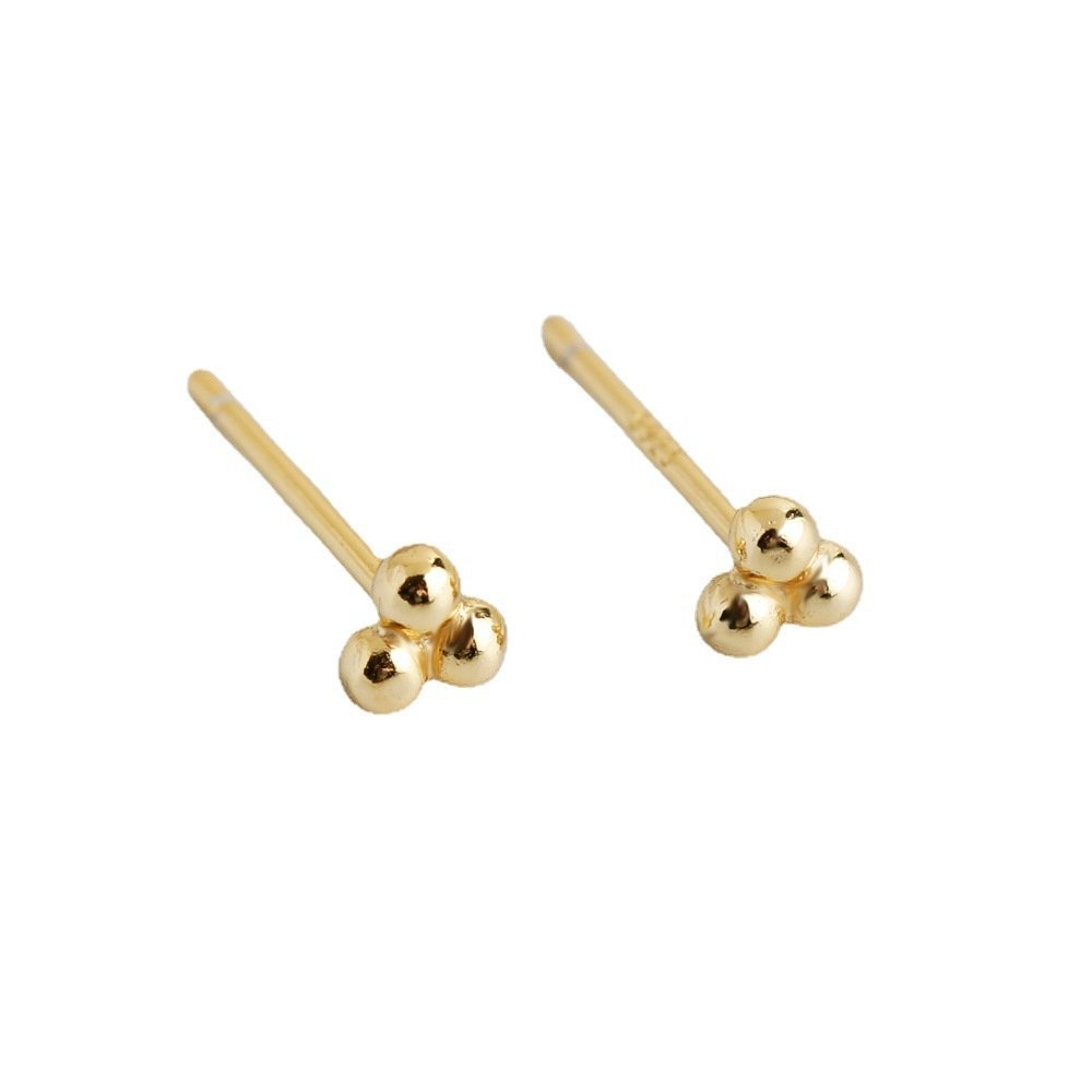Simple And Fresh Student Polka Dot S925 Silver Stud Earrings - Zambeel