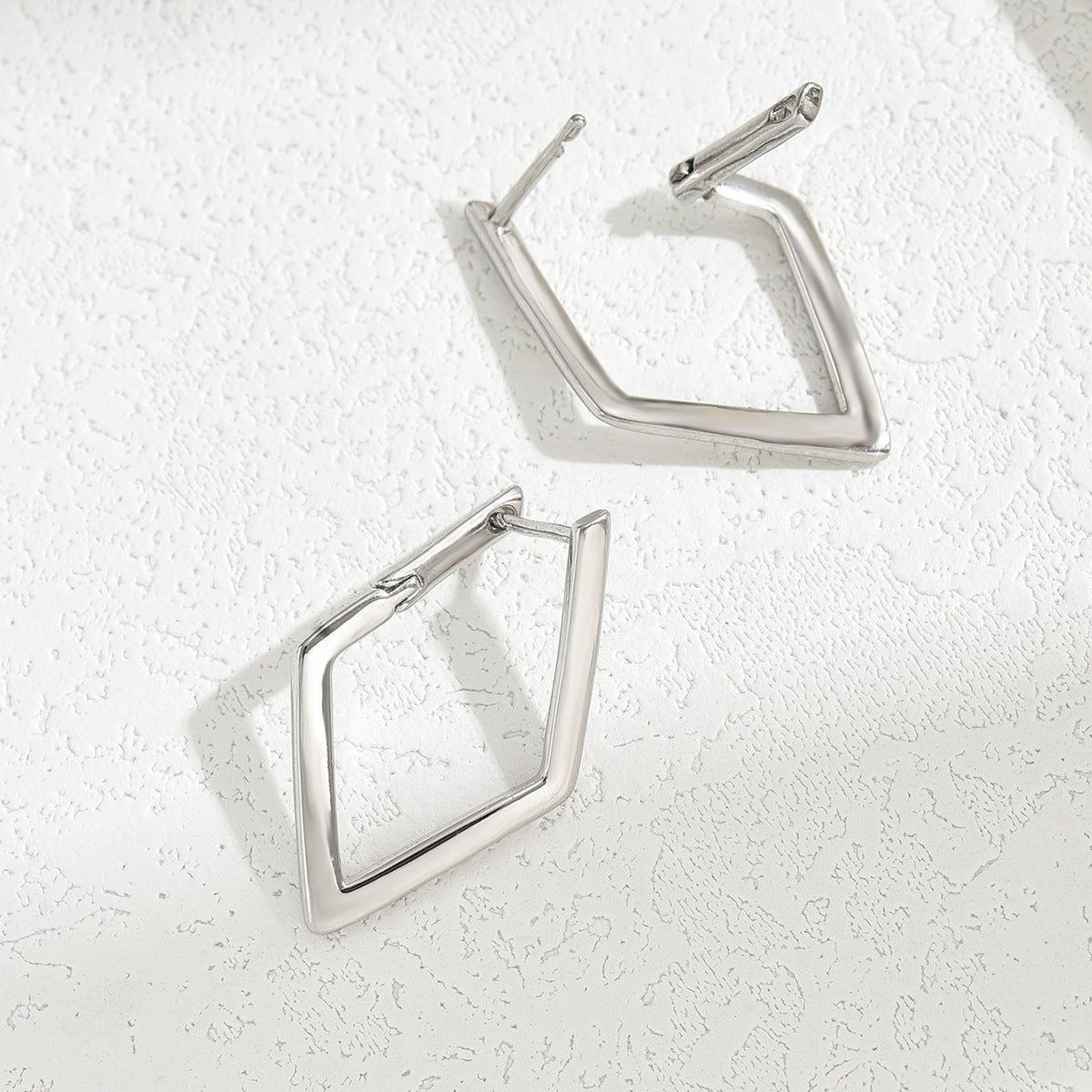 Simple Geometric Quadrilateral Design Earrings - Zambeel