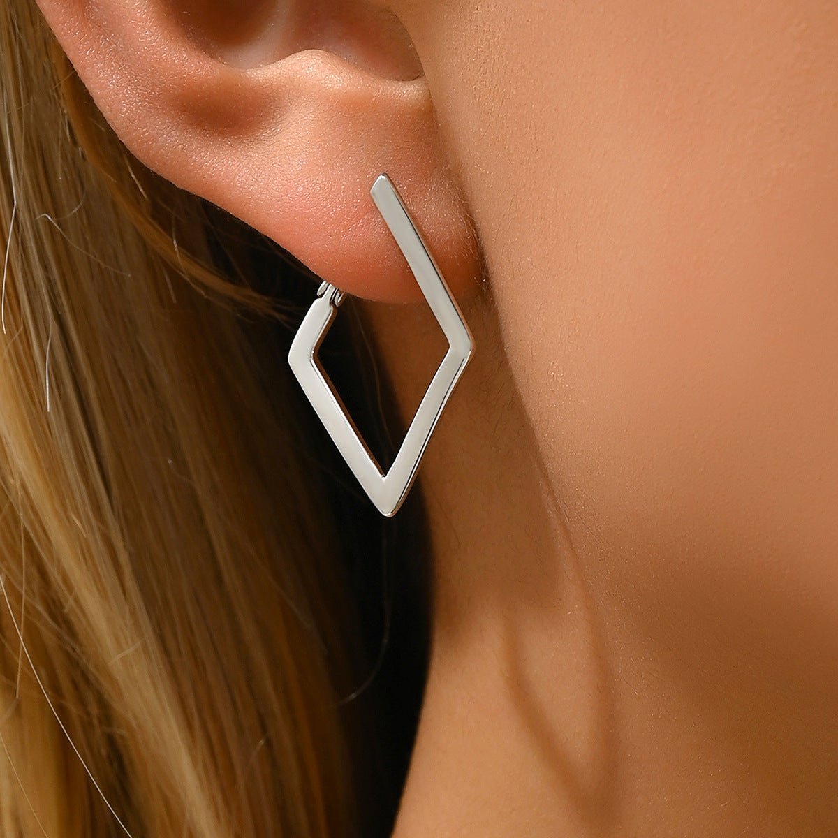 Simple Geometric Quadrilateral Design Earrings - Zambeel