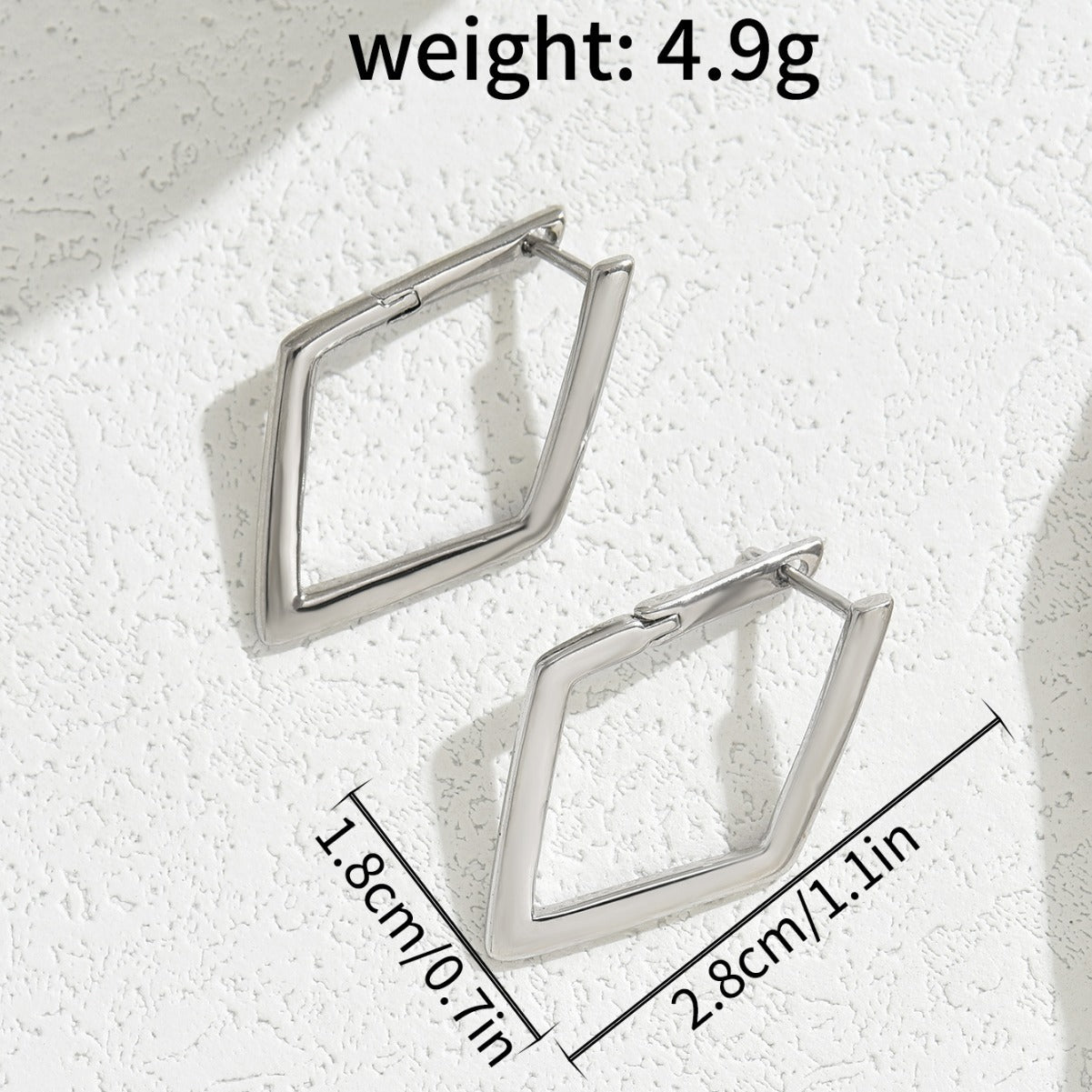 Simple Geometric Quadrilateral Design Earrings - Zambeel