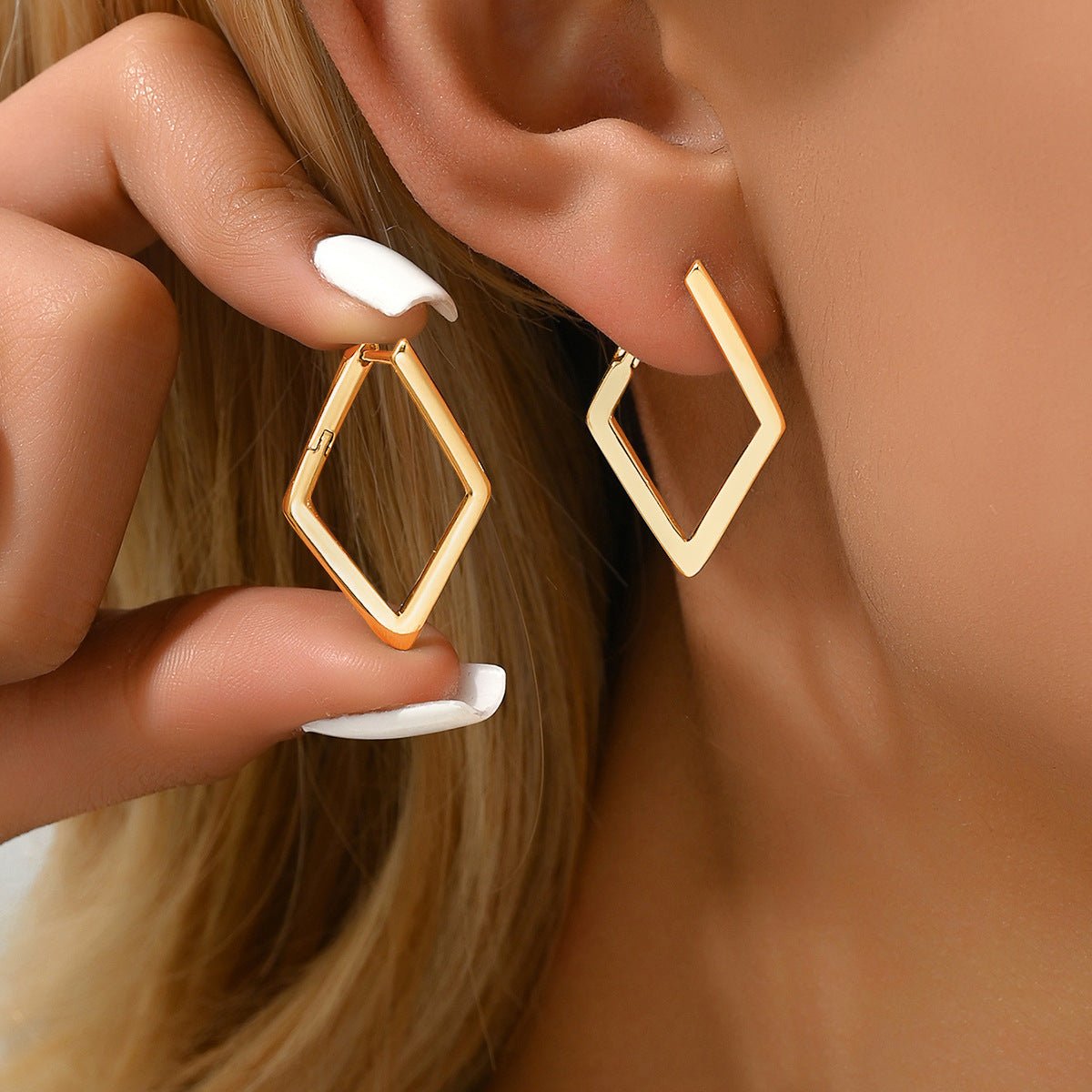 Simple Geometric Quadrilateral Design Earrings - Zambeel