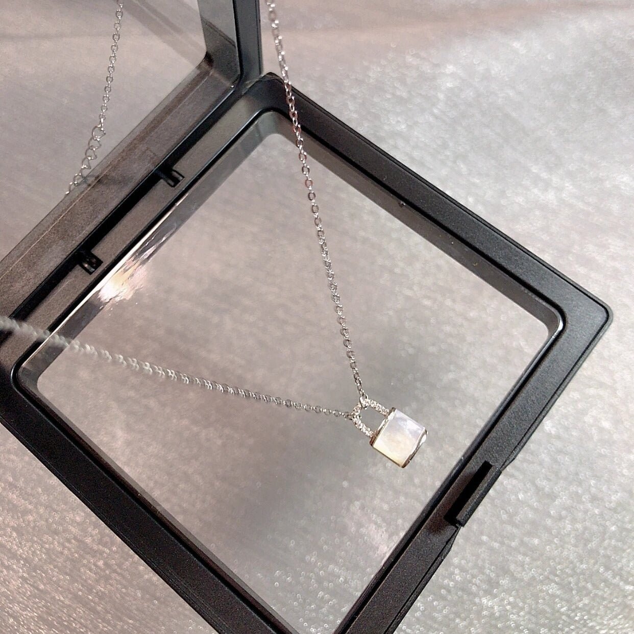 Simple Ins Special Interest Light Luxury Simple All - match S925 Sterling Silver Fritillary Lock Head Exquisite Necklace - Zambeel