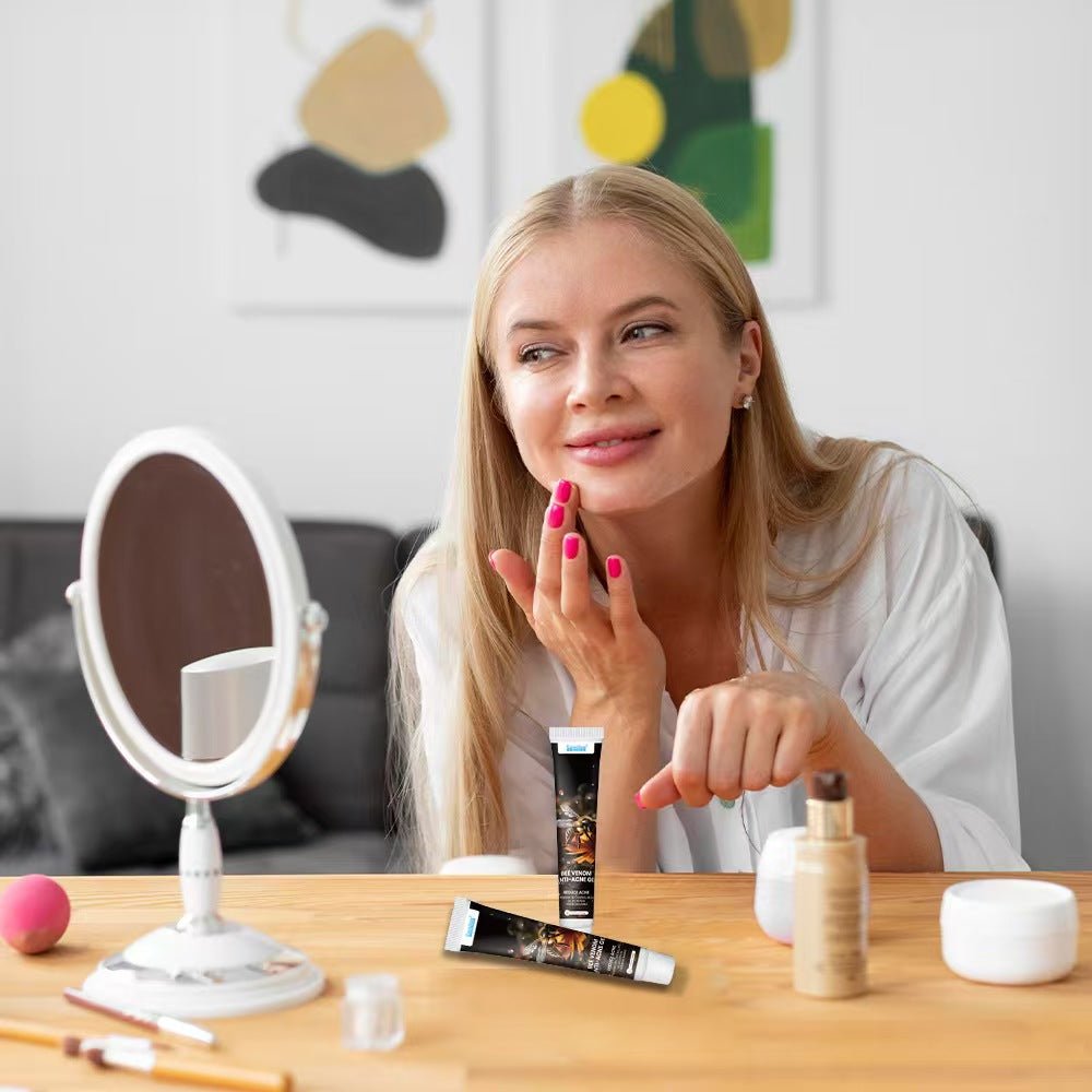 Snmifun - Bee Anti - Acne Gel - Zambeel