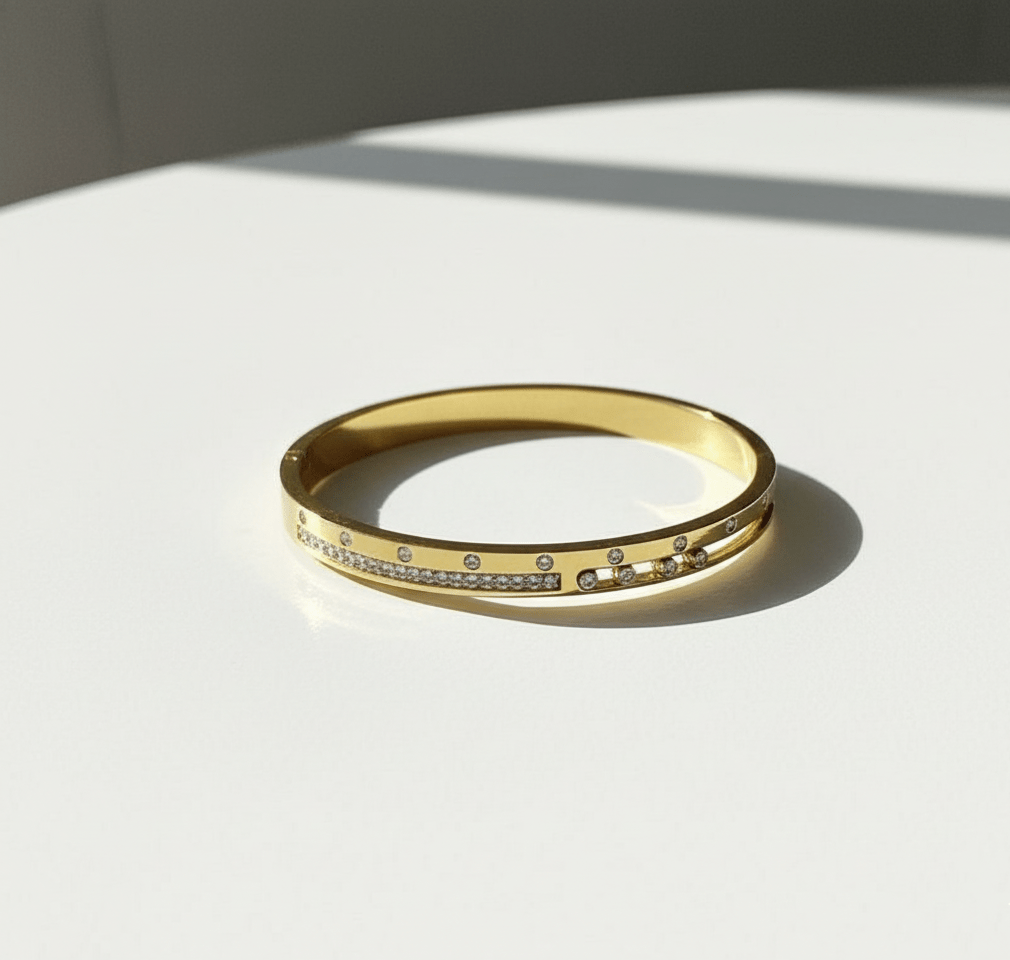 Sparkle Streak Elegant Bangle - Zambeel