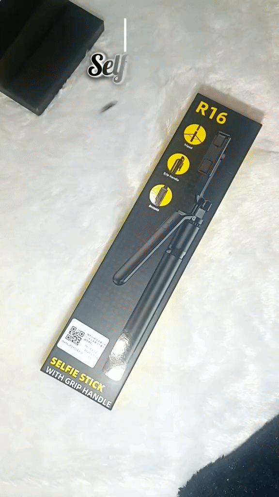 Selfie Stick with Grip Handle