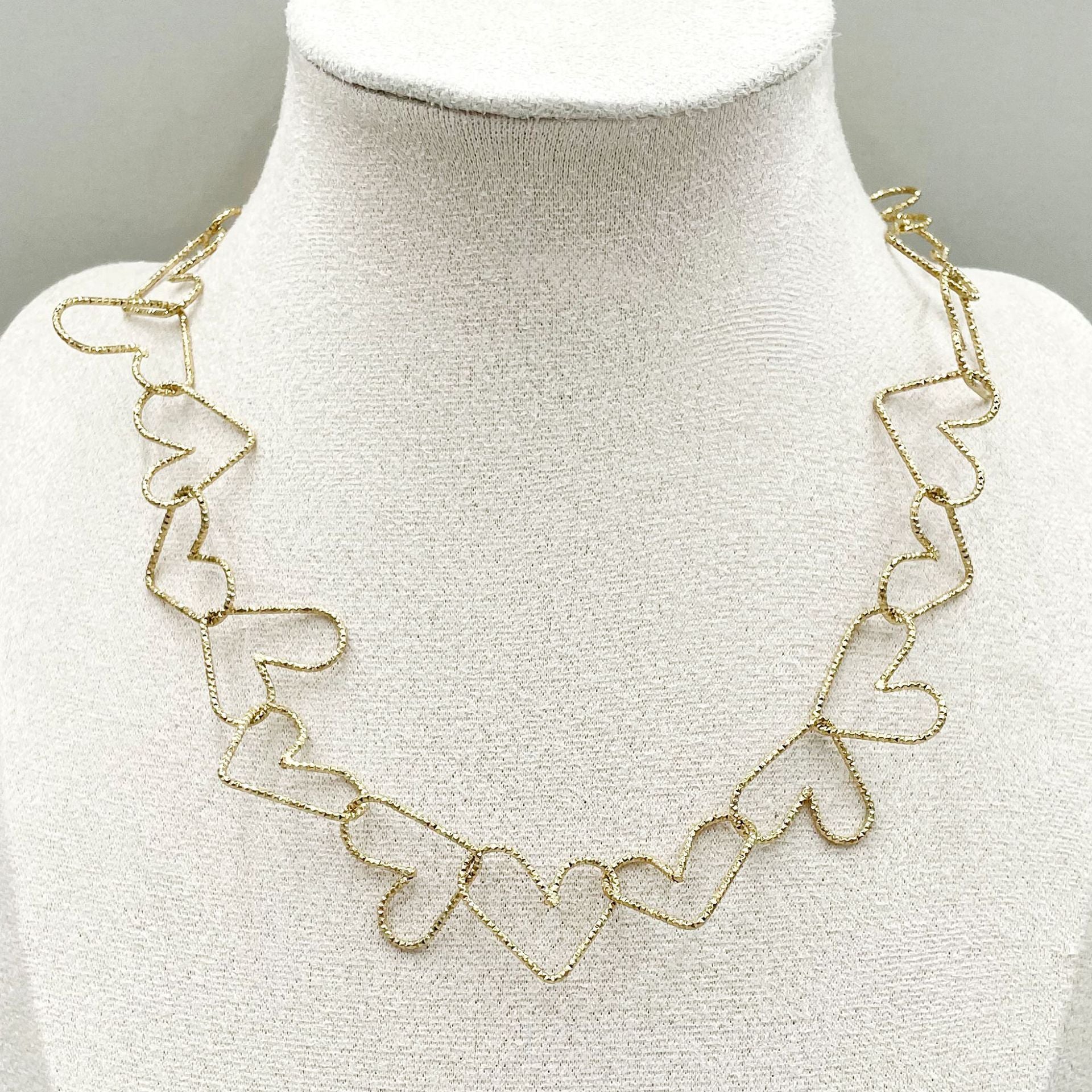 Stainless Steel Electroplating Heart Shape Clavicle Necklace - Zambeel