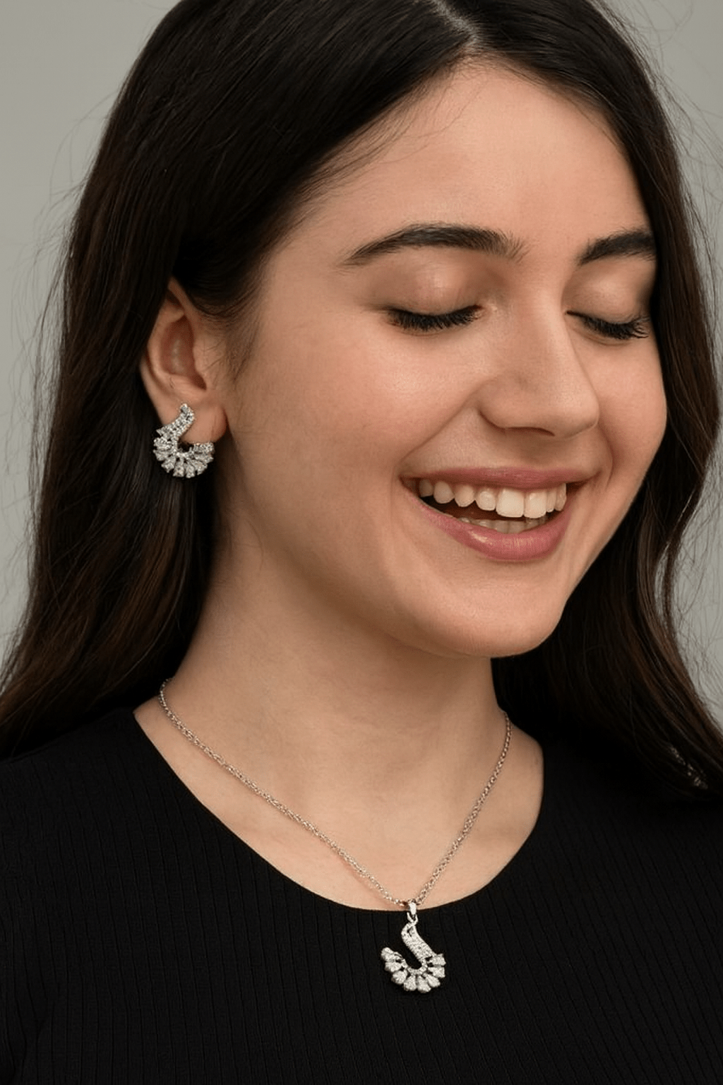 Swan Curve Necklace Set - Zambeel