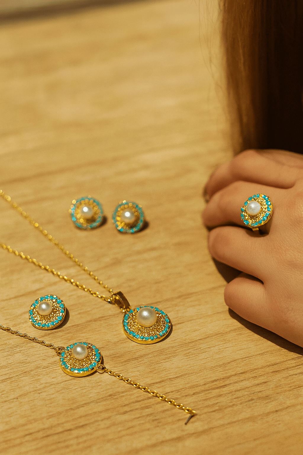 Turquoise & Pearl Round Jewelry Set - Zambeel