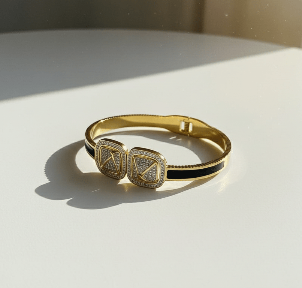 Twin Diamond Emblem Bangle - Zambeel