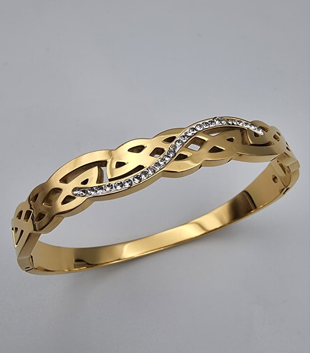 سوار بنمط موجة الكريستال