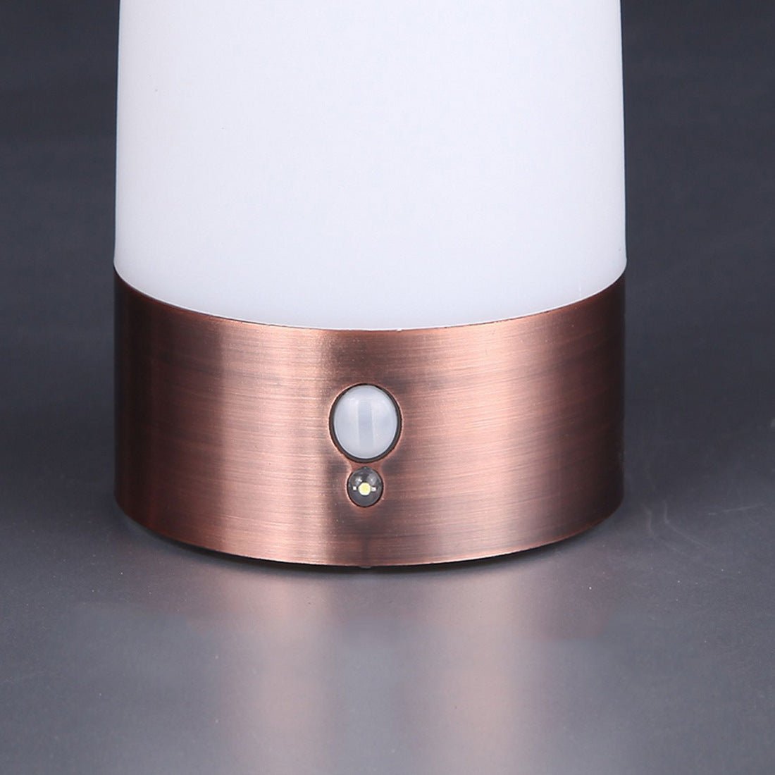 Wireless Outdoor Sensor Light - Zambeel