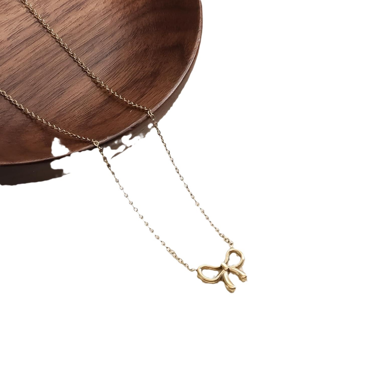 Women's Minimalist And Versatile Pearl Bow Necklace Fashion Jewelry - Zambeel